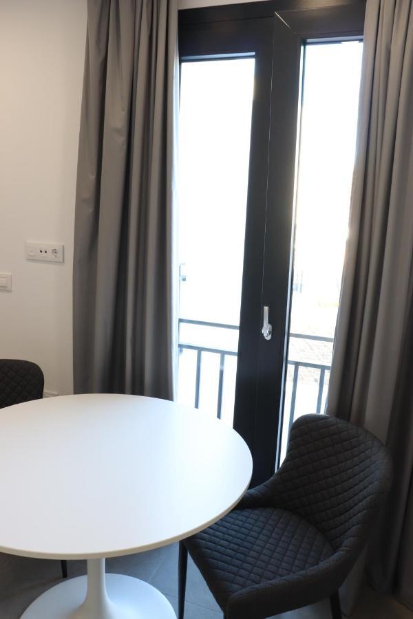 V&C Apartamentos كونيل ذي لا فرونتيرا المظهر الخارجي الصورة