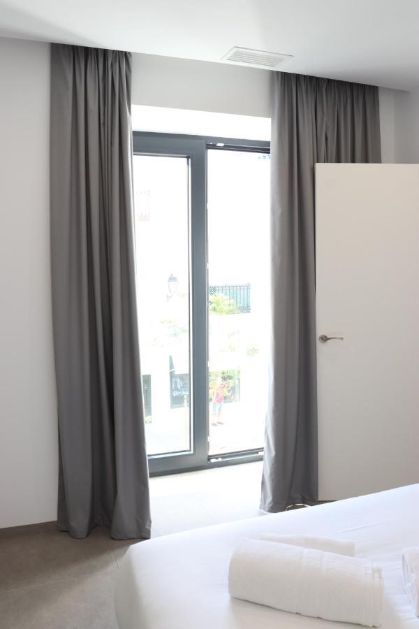 V&C Apartamentos كونيل ذي لا فرونتيرا المظهر الخارجي الصورة