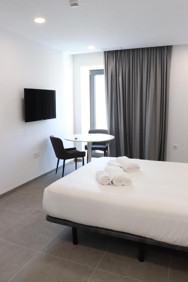 V&C Apartamentos كونيل ذي لا فرونتيرا المظهر الخارجي الصورة