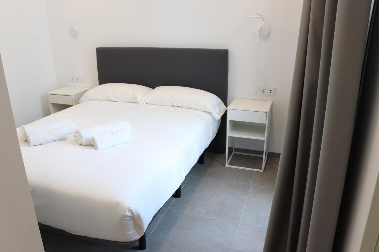 V&C Apartamentos كونيل ذي لا فرونتيرا المظهر الخارجي الصورة